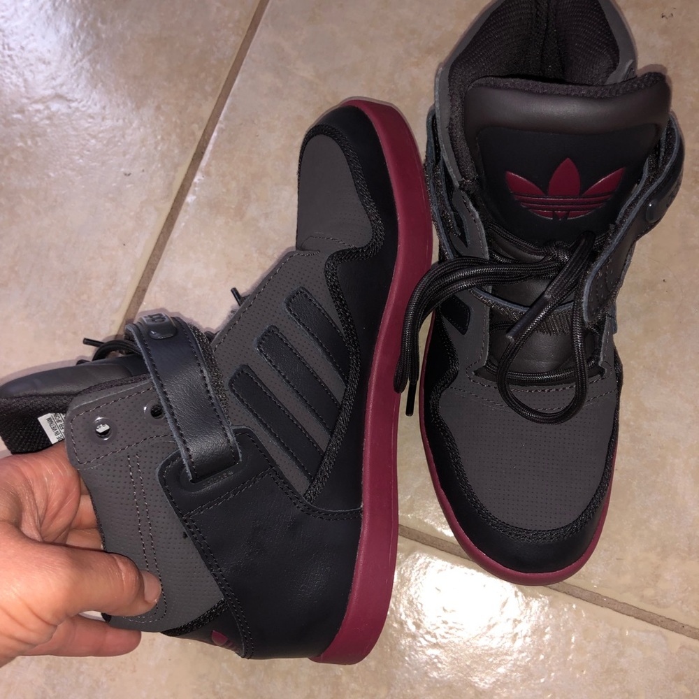 Red Bottom High Too Adidas size 6.5 women